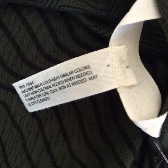 SOMA SCOOP BACK FRENCH TERRY LONG SLEEVE TOP MEDIUM NWT - Picture 7 of 8